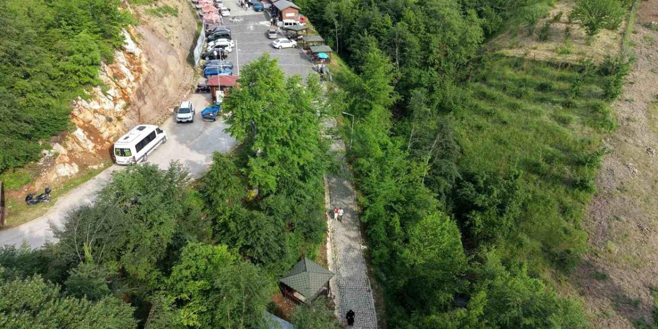 Düzce'de Sıcaktan Kaçış: Sarıkaya Mağarası