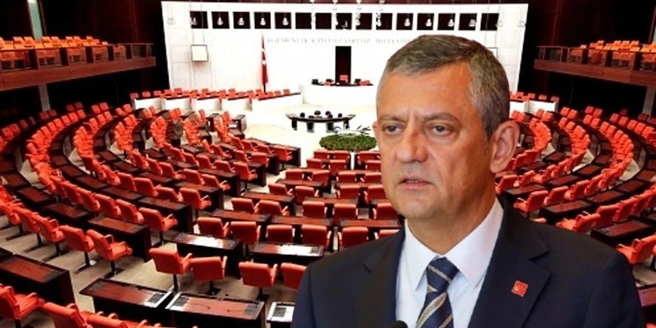 CHP'de 'Mutlak Butlan' Tartışmaları Sürüyor: Özgür Özel MYK'yı Topladı