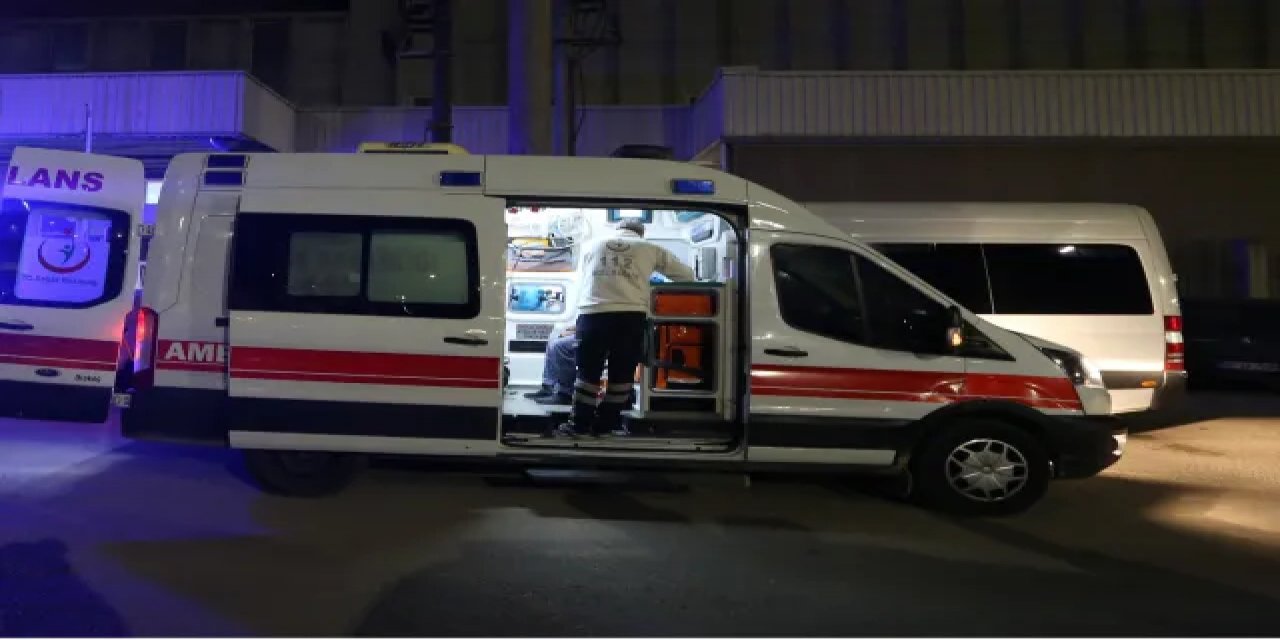 İsrail'in Lübnan'ın Güneyinde Bir Hastane Yakınına Düzenlediği Saldırıda 13 Sağlık Çalışanı Yaralandı