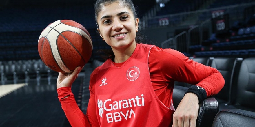 Milli Basketbolcu Merve Aydın Fransa'da Oynamanın Mutluluğunu Yaşıyor
