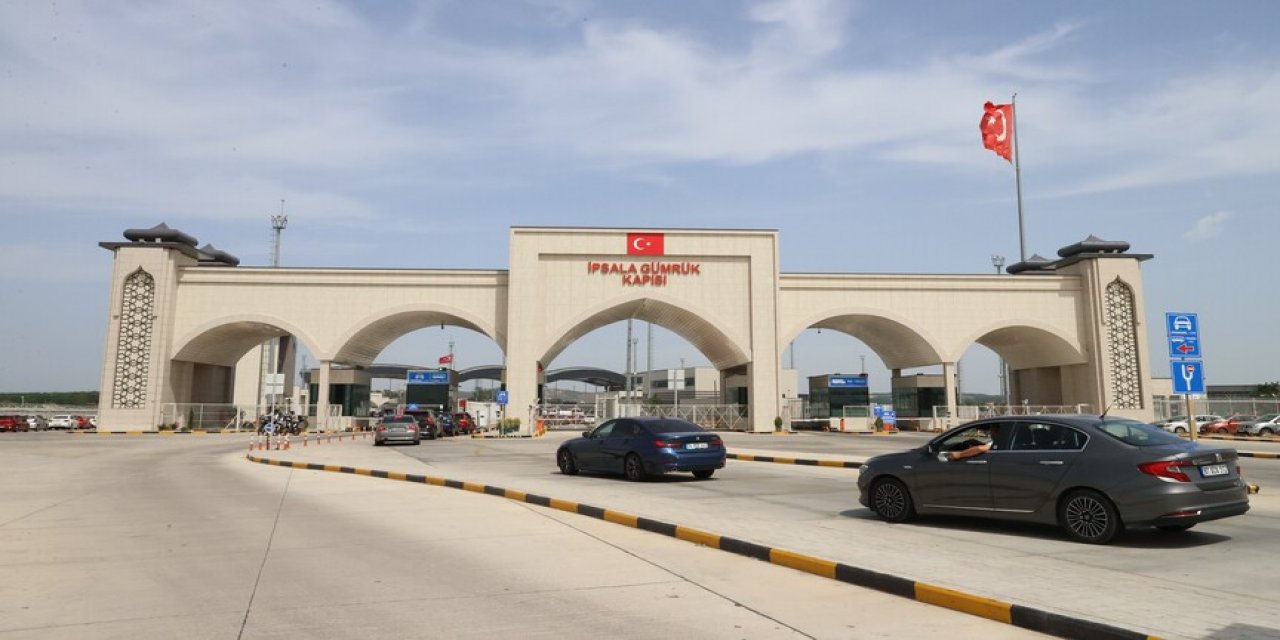 Avrupa'ya Açılan Bazı Gümrük Kapılarında Kurban Bayramı'nda Araç Ve Yolcu Giriş Rekoru Kırıldı