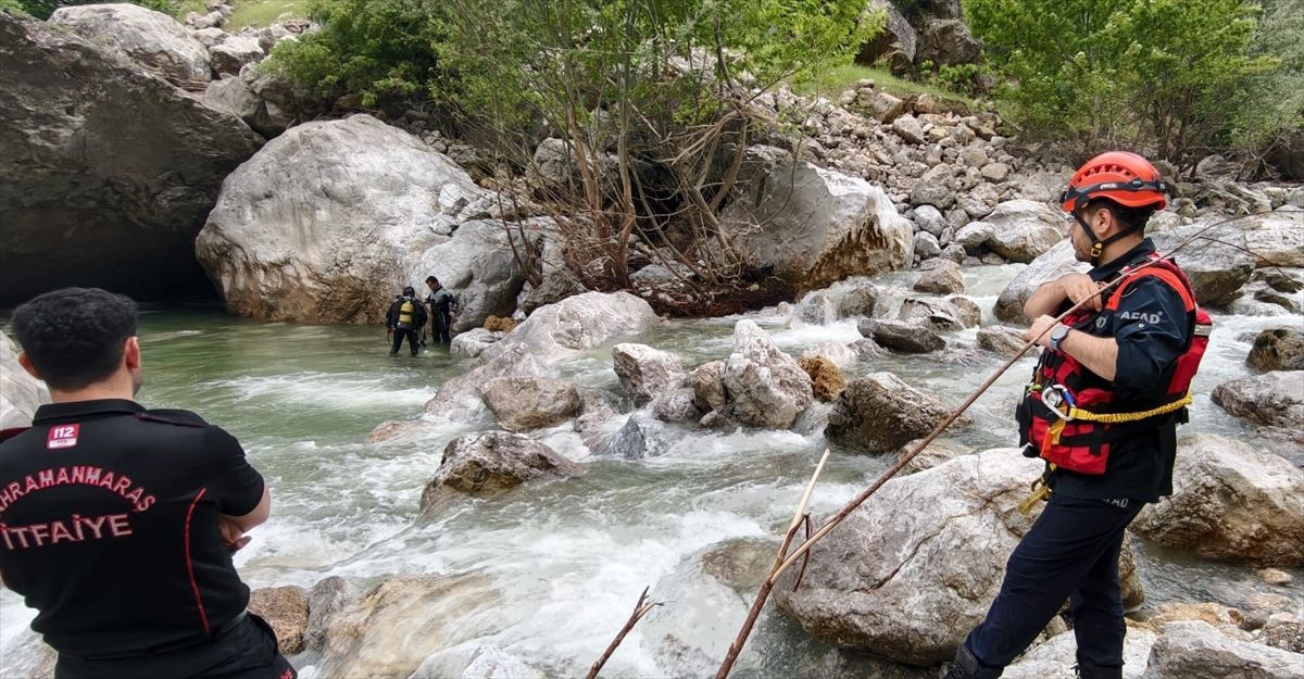 Kahramanmaraş'ta Nehirde Kaybolan Kişiyi Arama Çalışmalarına Ara Verildi