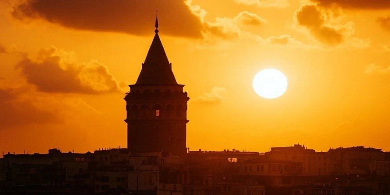 Yaz Geldi Çattı: İstanbul Bugün Kavrulacak! Gölge 32 Derece...