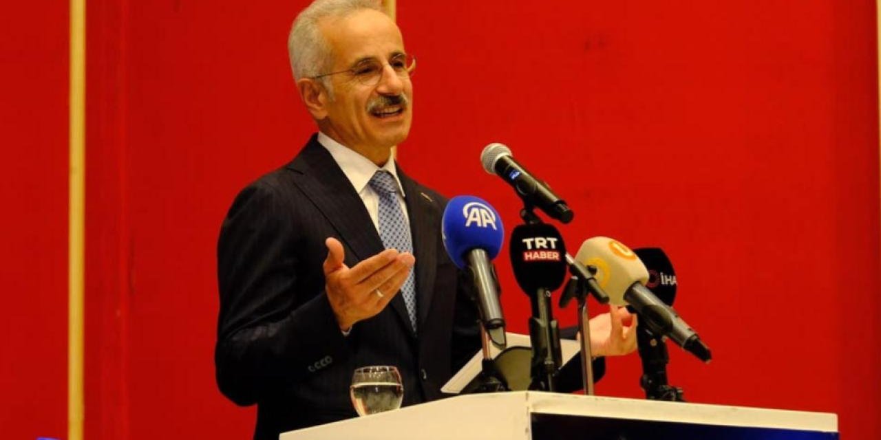 Bakan Uraloğlu: "TÜRKSAT 7A İçin Kollarımızı Sıvadık"