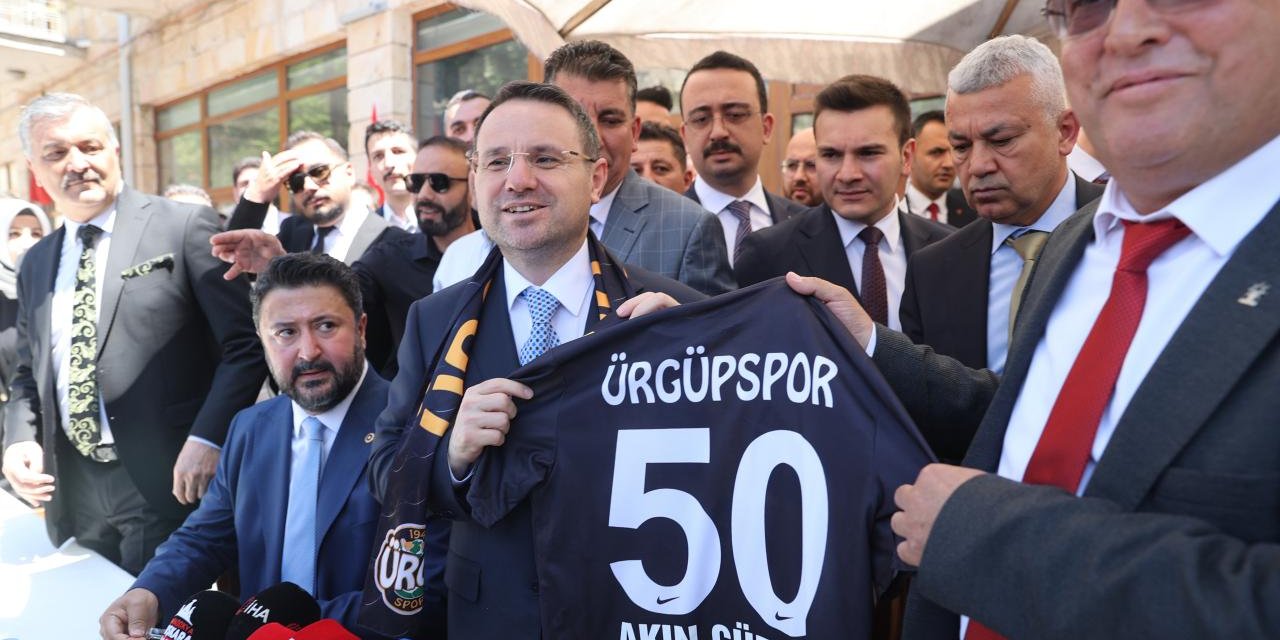 Bakan Gürlek Memleketinde Vatandaşlarla Buluştu