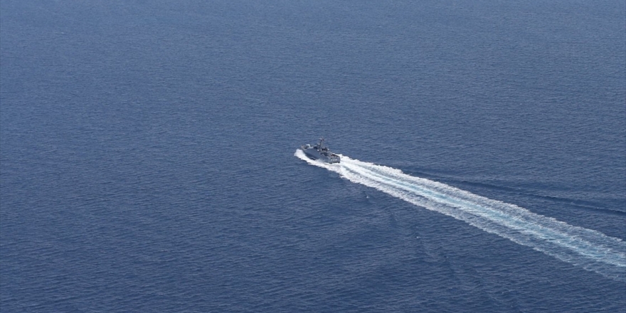 Edremit Körfezi'nde 51 Düzensiz Göçmen Kurtarıldı