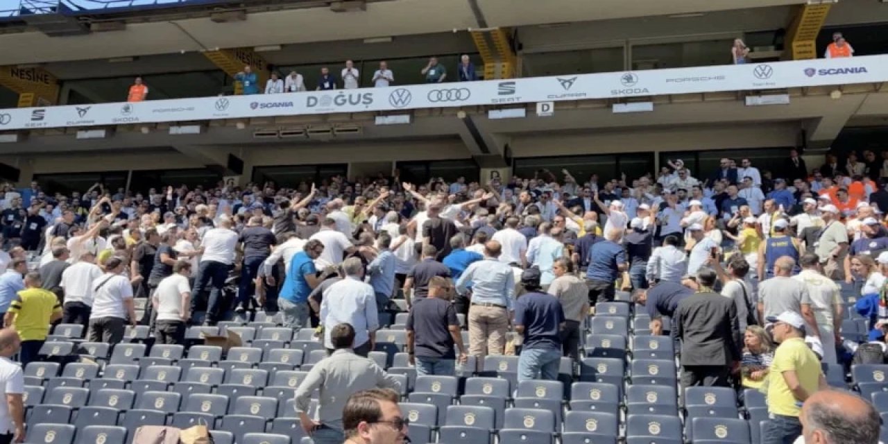 Fenerbahçe'de Kongre Olaylı Başladı