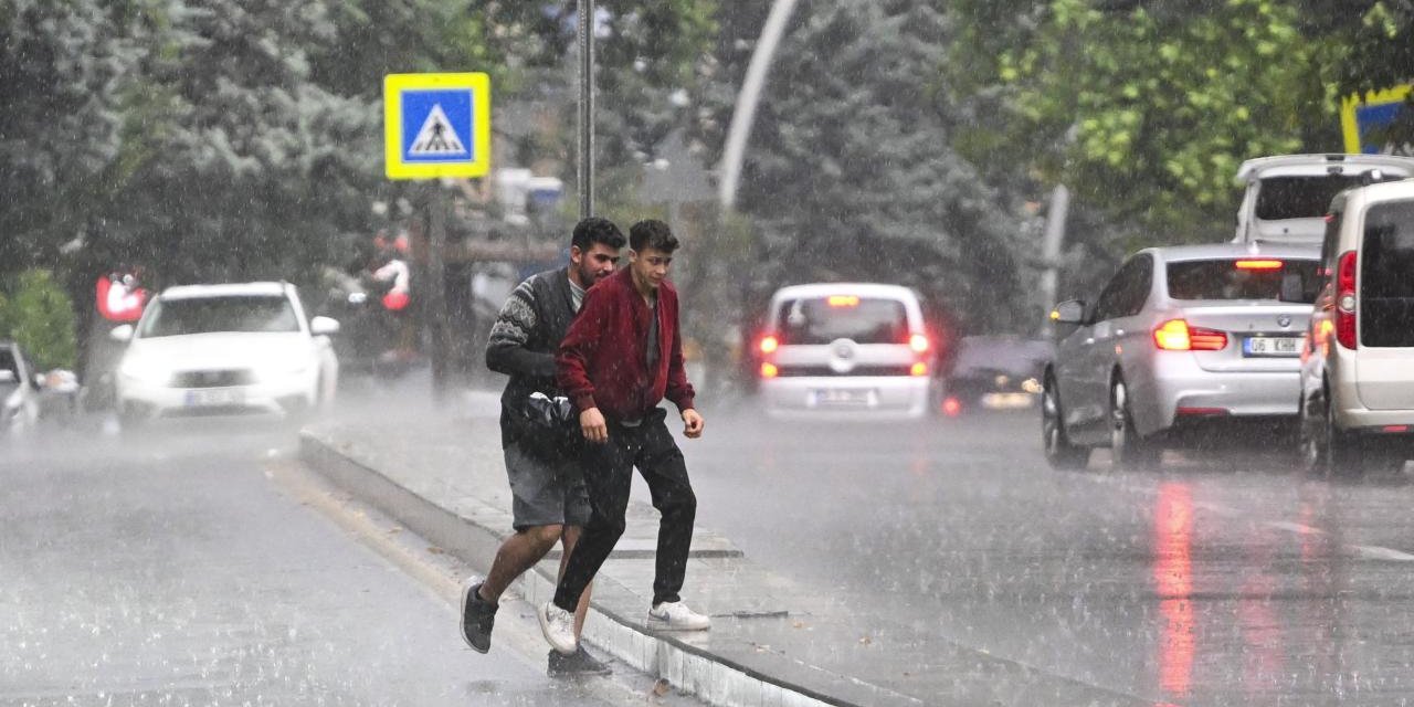 Ankara İçin Gök Gürültülü Sağanak Uyarısı