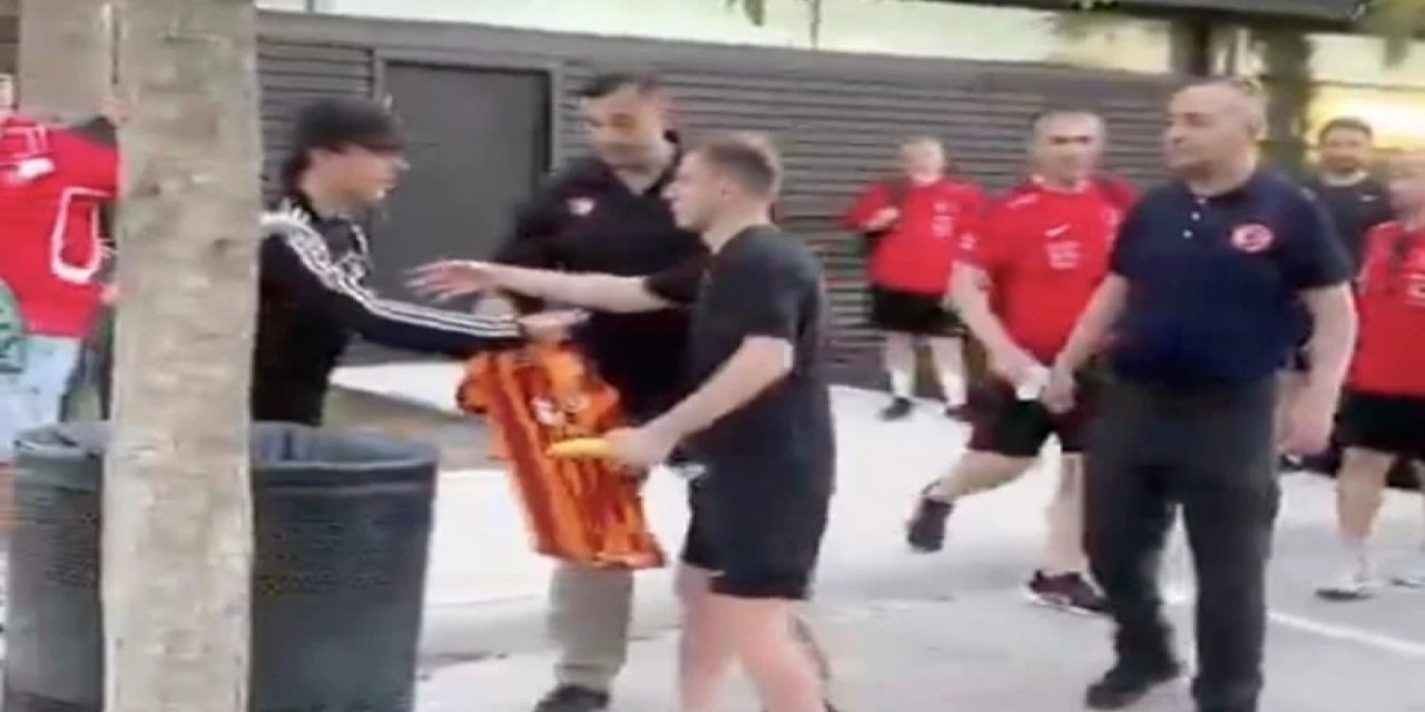 Kerem Aktürkoğlu, Galatasaray Formasını İmzalamadı