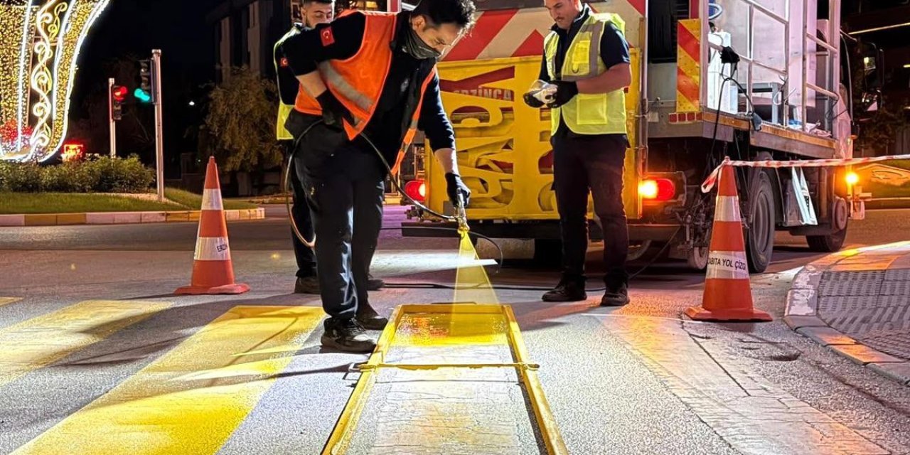 Erzincan'da Yol Çizgileri Yenileniyor
