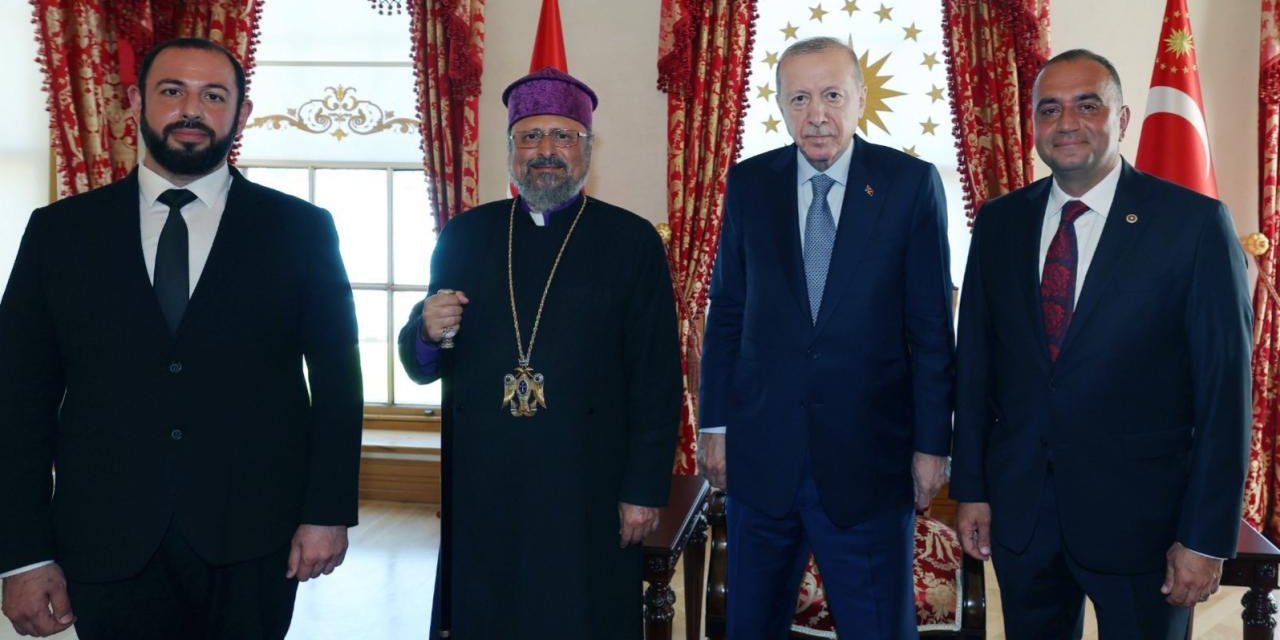 Cumhurbaşkanı Erdoğan, Türkiye Ermenileri Patriği Sahak Maşalyan'ı Kabul Etti