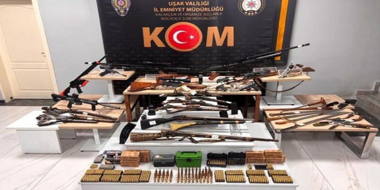 Uşak'ta Silah Ve Tarihi Eser Operasyonu