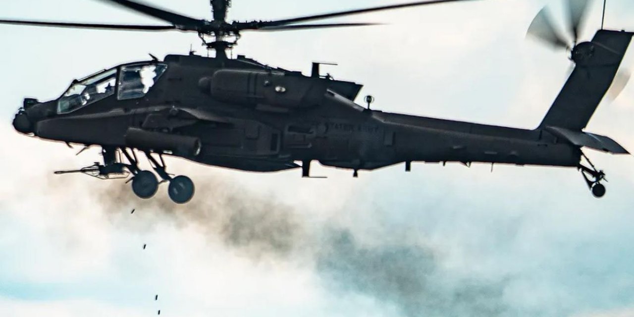 Savaşta Bir İlk! ABD Ordusuna Ait Helikopter Hürmüz Boğazı'nda Düştü
