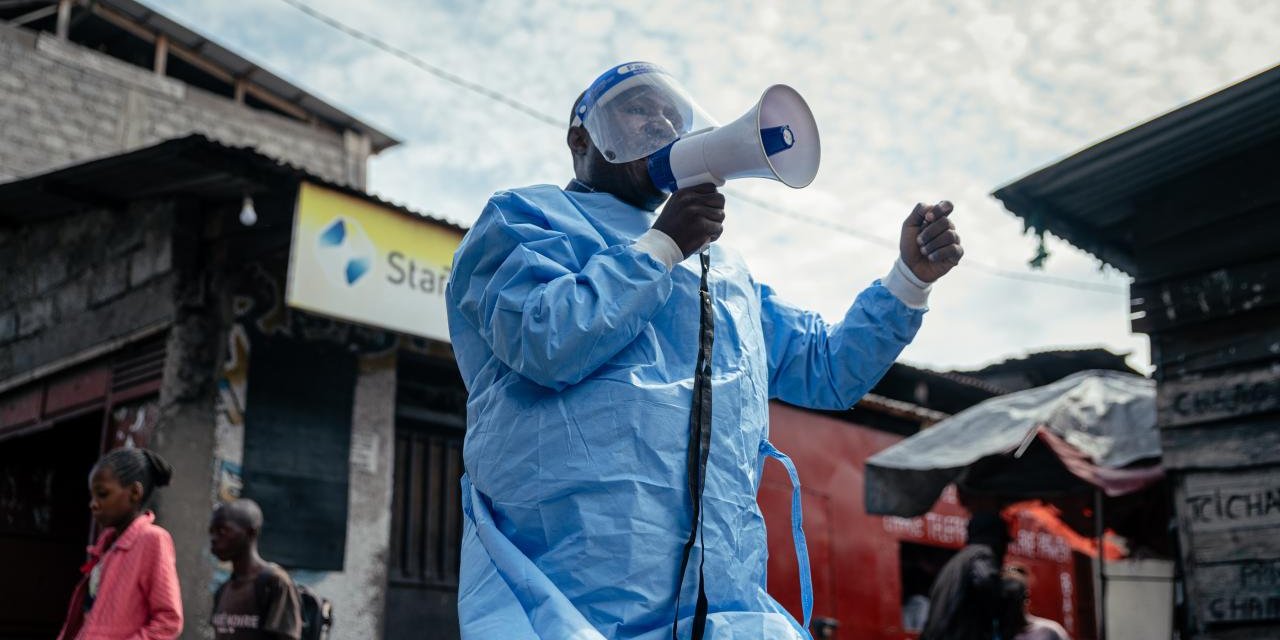 DSÖ'den Ebola Uyarısı: Virüsü Kontrol Edemiyoruz