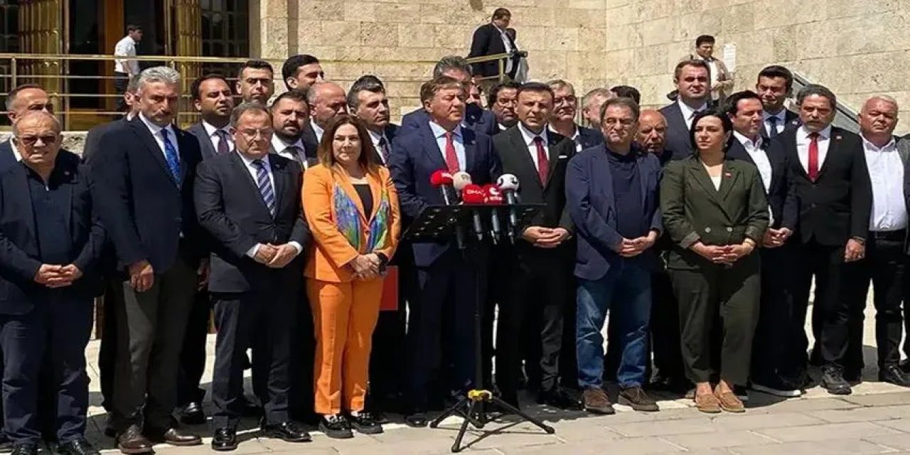 CHP'li 72 İl Başkanı Tek Ses Oldu! Kurultay İçin Tarih Çağrısı