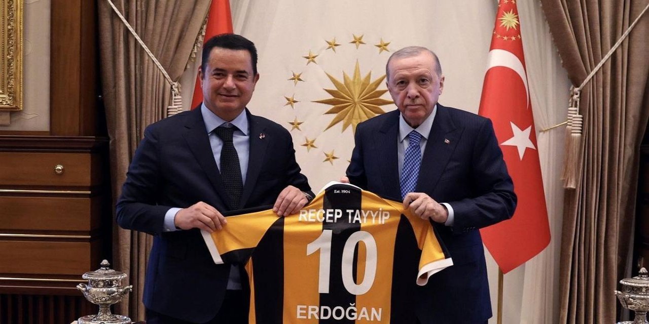 Acun Ilıcalı-Cumhurbaşkanı Erdoğan Görüşmesinde Herkes Aynı Detaya Takıldı