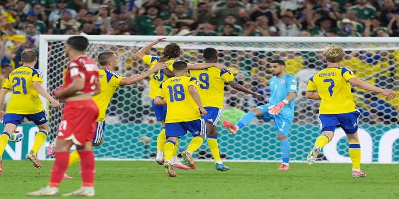 İsveç'ten Dünya Kupası'na Gol Şov! Tunus'u Resmen Parçaladılar