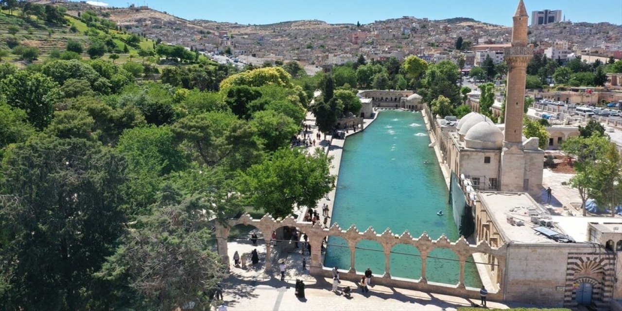 Şanlıurfa'da Sıcak Hava Etkili Oluyor