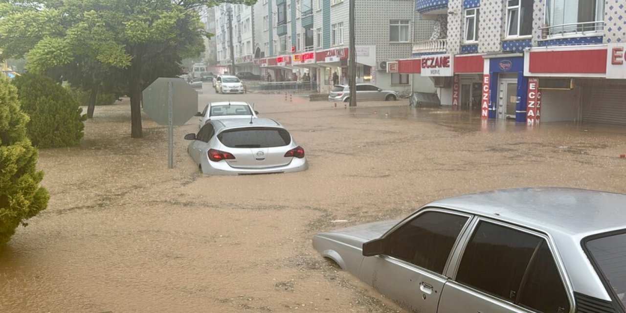Kırşehir'de Selden Etkilenen Vatandaşlara İlk Etapta 6 Milyon Liralık Kaynak Aktarıldı