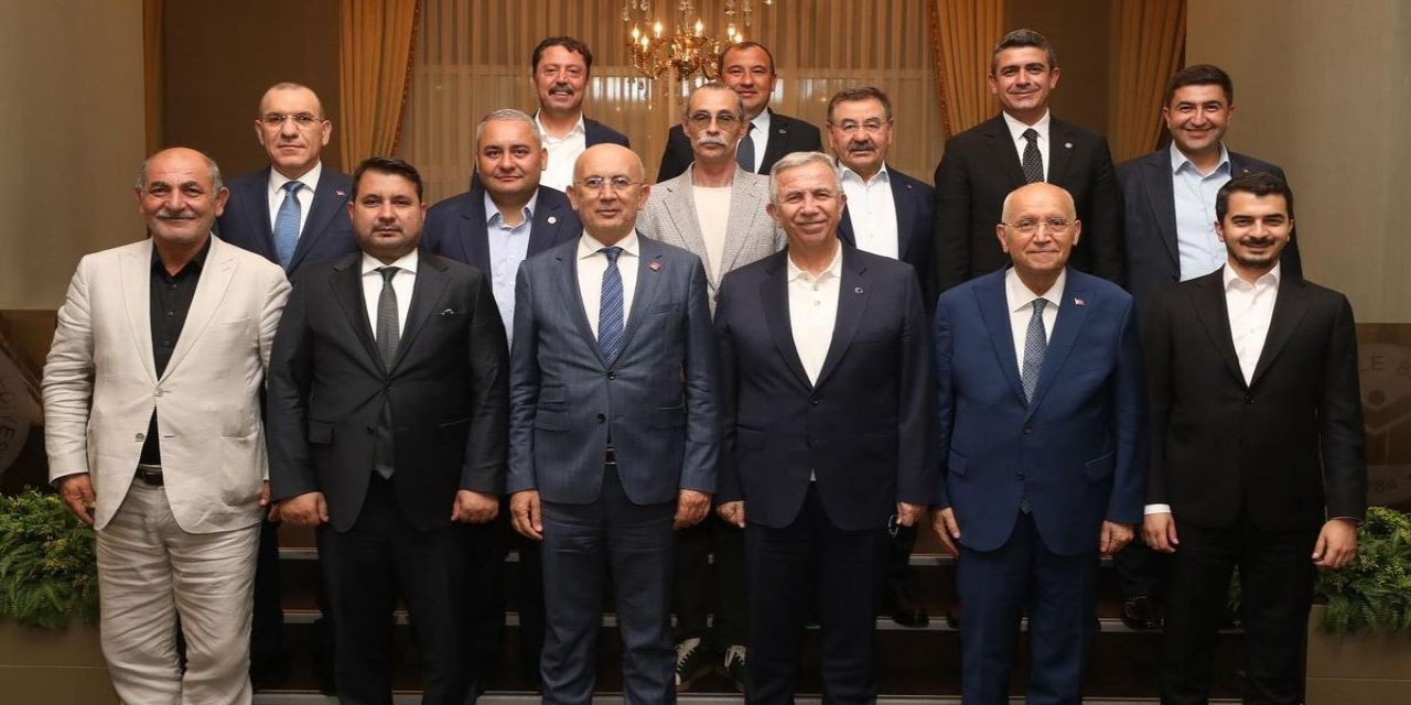 Ankara'yı Sarsan İddia: 4 CHP'li Belediye Başkanı AK Parti'ye Geçecek