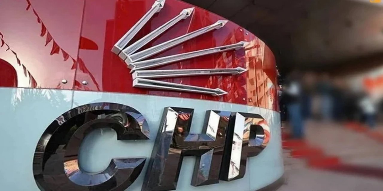 Cemil Tugay'ın Ardından... CHP İzmir'de Peş Peşe İstifalar