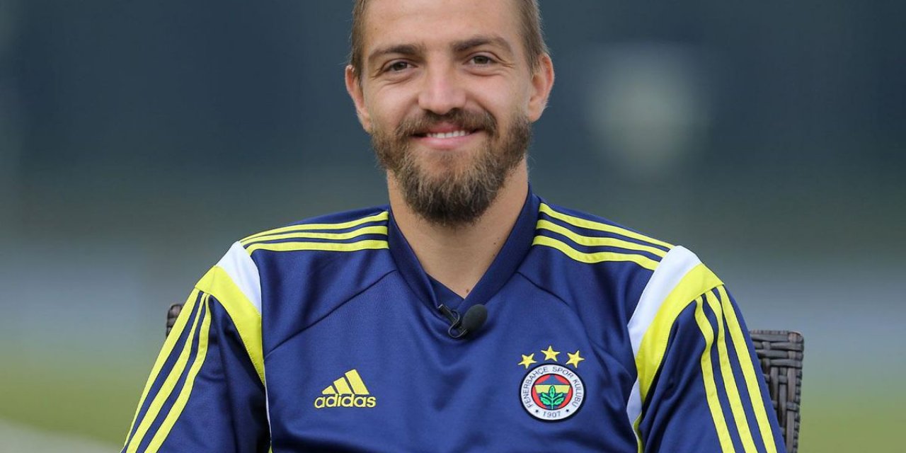 37 Yaşındaki Caner Erkin Futbolu Bıraktı