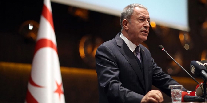 Dikkat çeken ayrıntı... Hulusi Akar'dan Harbiye Marşı