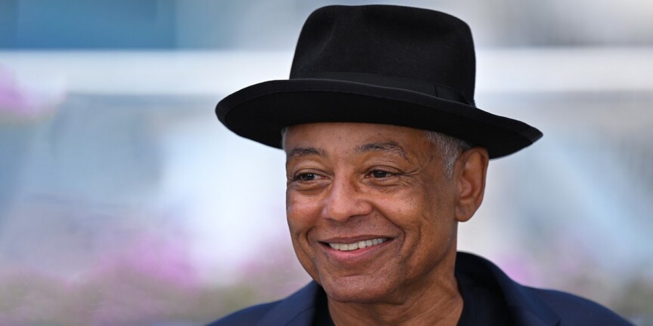 ABD'li Oyuncu Giancarlo Esposito, Müslüman Oldu