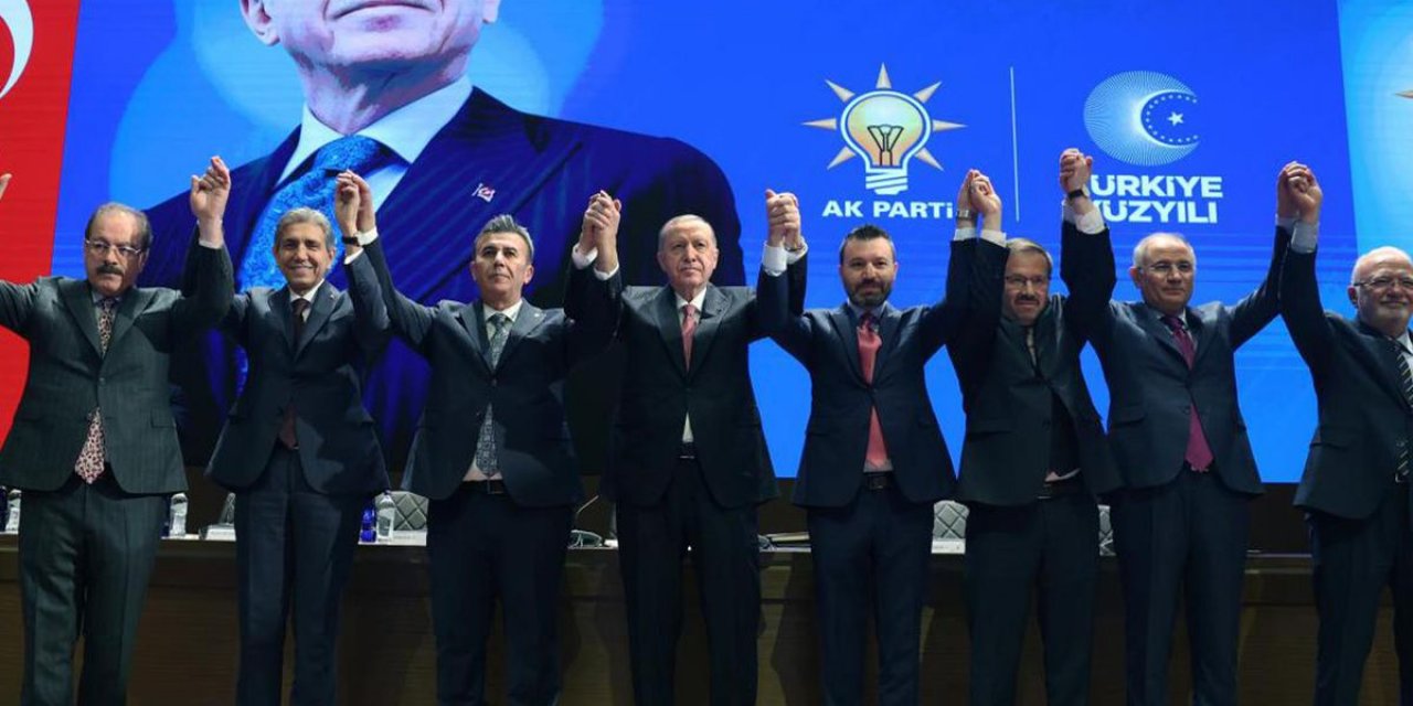 CHP'li Başkanlar AK Parti’ye Mi Katılıyor? Gözler Yarınki Toplantıda