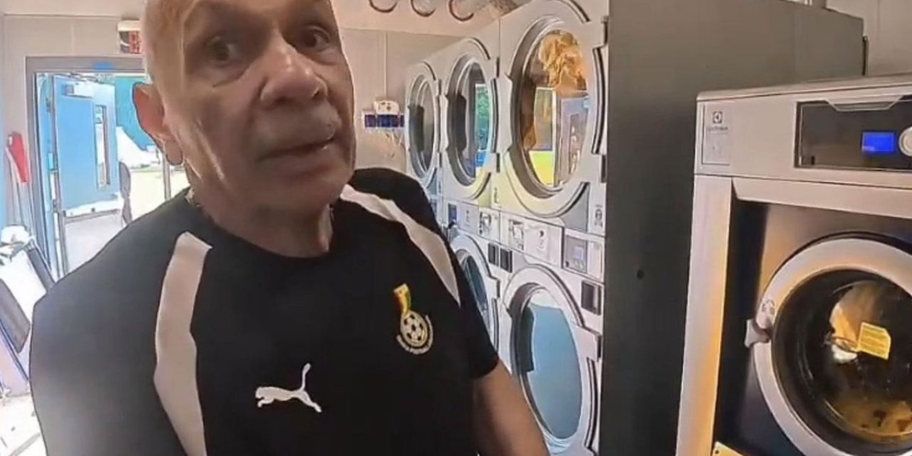 Dünya Kupası'nın En İlginç Hikayesi! Aynı Formayla Sahaya Çıkıyorlar