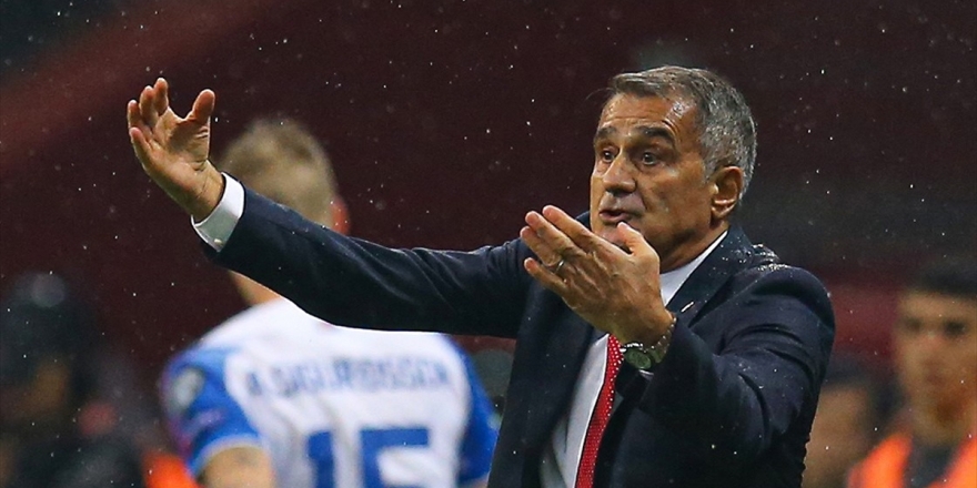 Şenol Güneş A Milli Takım'la 62. Maçında