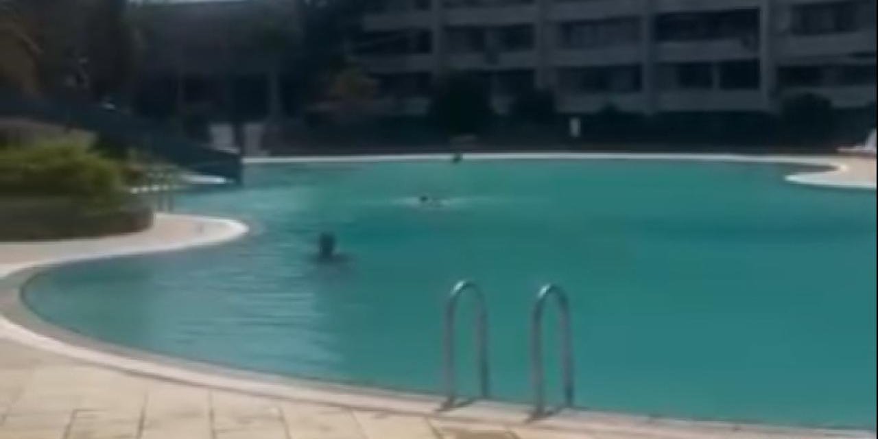 Mersin'de "Tesettürlü Kadını Havuza Almadığı" İddia Edilen Görevli Tutuklandı