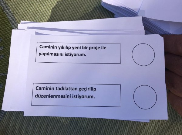 Bayburt'ta caminin geleceğini sandık belirledi