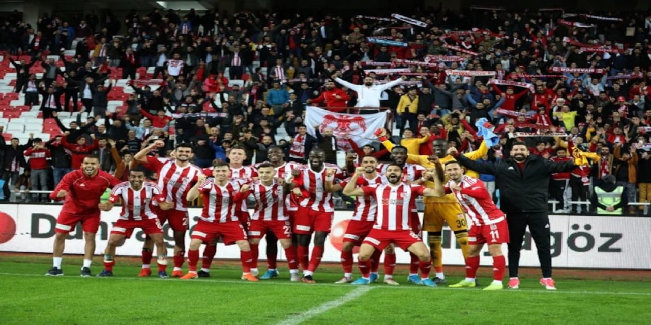 Sivasspor’da Kriz: Başkan Adayı Çıkmıyor!