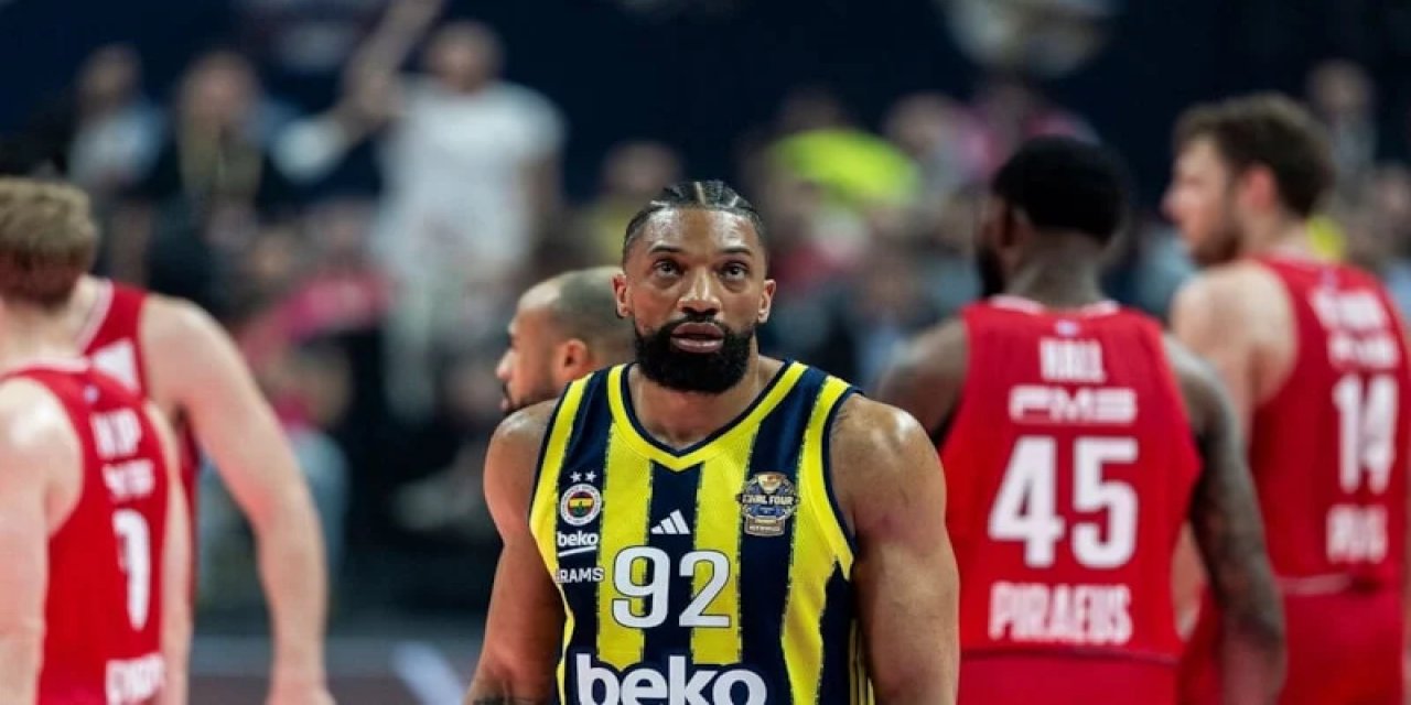 Fenerbahçe'de Khem Birch İle Yollar Ayrıldı