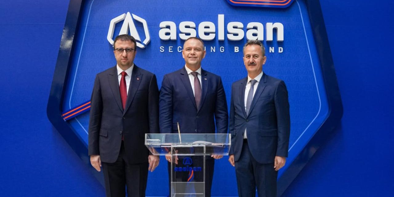 Polonya Cumhurbaşkanı Navrocki ASELSAN'ı Ziyaret Etti