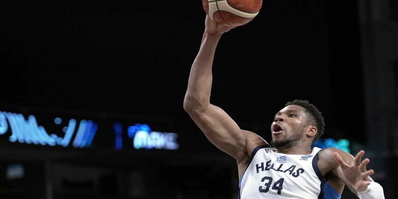 NBA'de Miami Heat, Giannis Antetokounmpo'yu Takasla Kadrosuna Kattı
