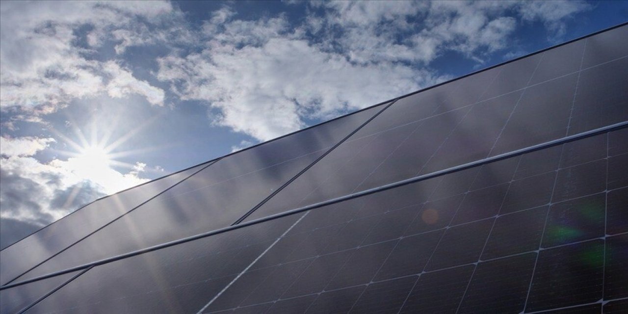 Türkiye'de Enerji Piyasalarında Geçen Yıl Yenilenebilir Enerji Ve Yerli Üretim Öne Çıktı