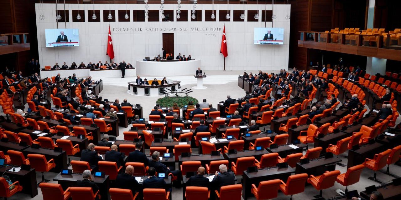 TBMM'de Sandalye Dağılımı Değişti