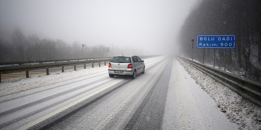 Yollarda Karla Mücadeleye Sıkı Takip