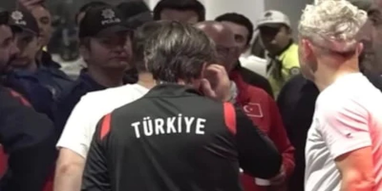 A Milli Futbol Takımı Yurda Döndü