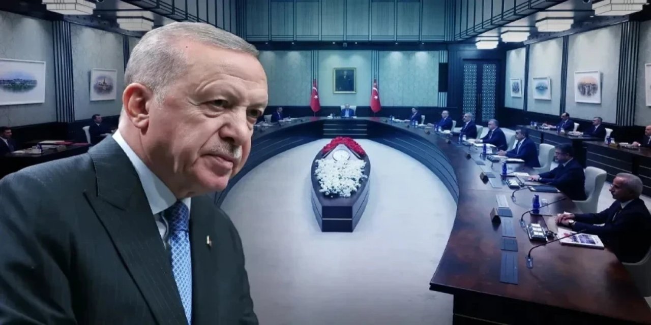 Canlı Yayında Bomba 'Kabine' İddiası: "3 İla 5 Bakanın Görev Değişimi Olabilir"