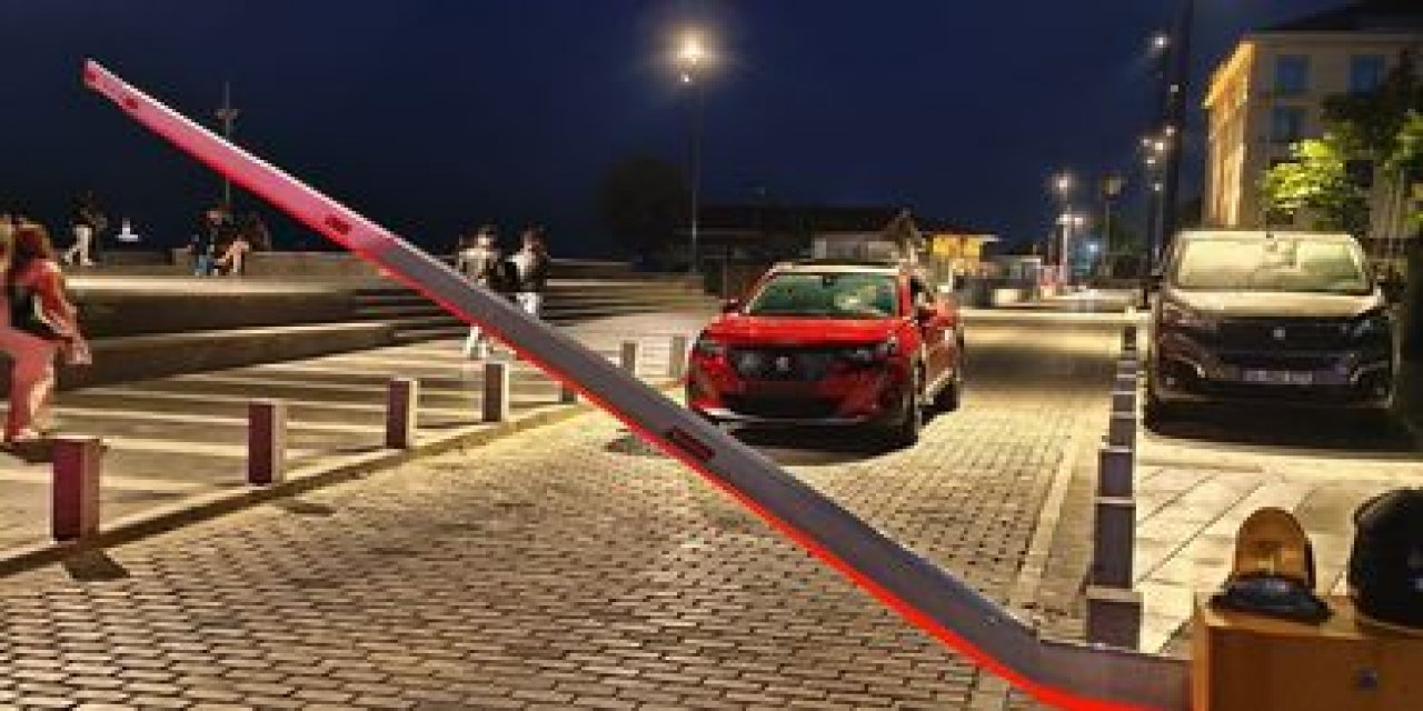 Polis Bariyerini Kıran Sürücü Tutuklandı