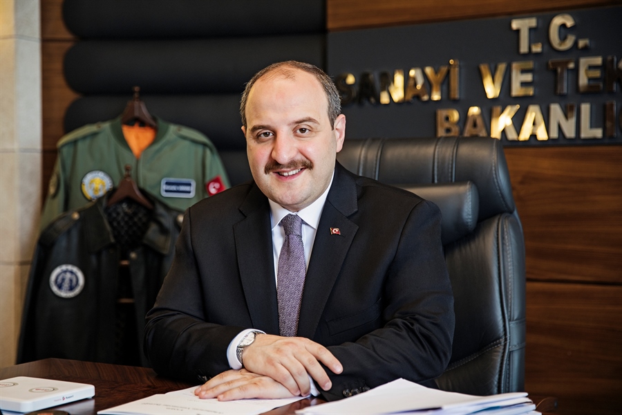 AVRUPA KOMİSYONU TARİHİNDE BİR İLK