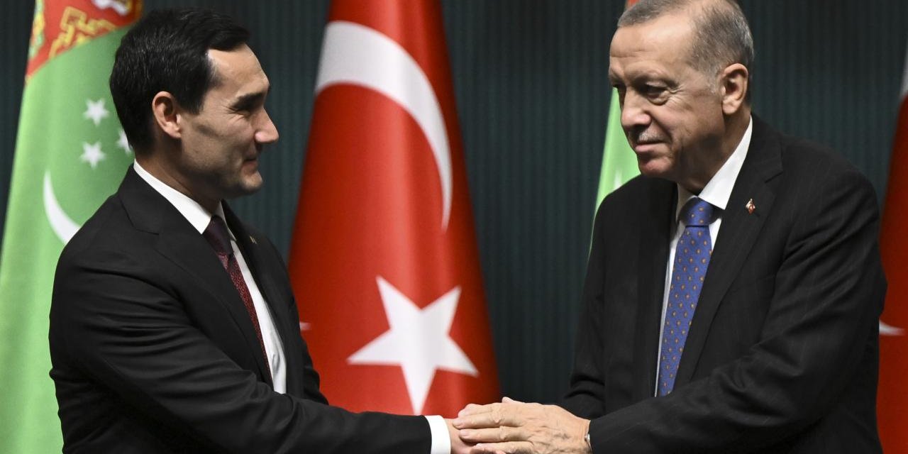 Cumhurbaşkanı Erdoğan Türkmenistan Milli Lideri Berdimuhamedov İle Görüştü