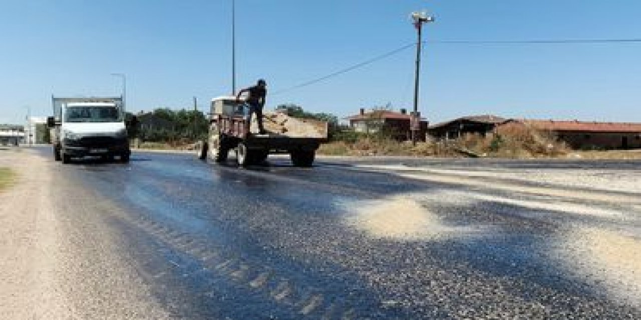 Edirne'de 40 Derecelik Sıcakla Asfalt Eridi
