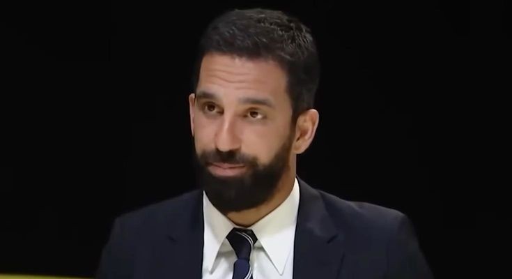 Arda Turan'ın 4 Yıldaki Değişimi Olay Oldu