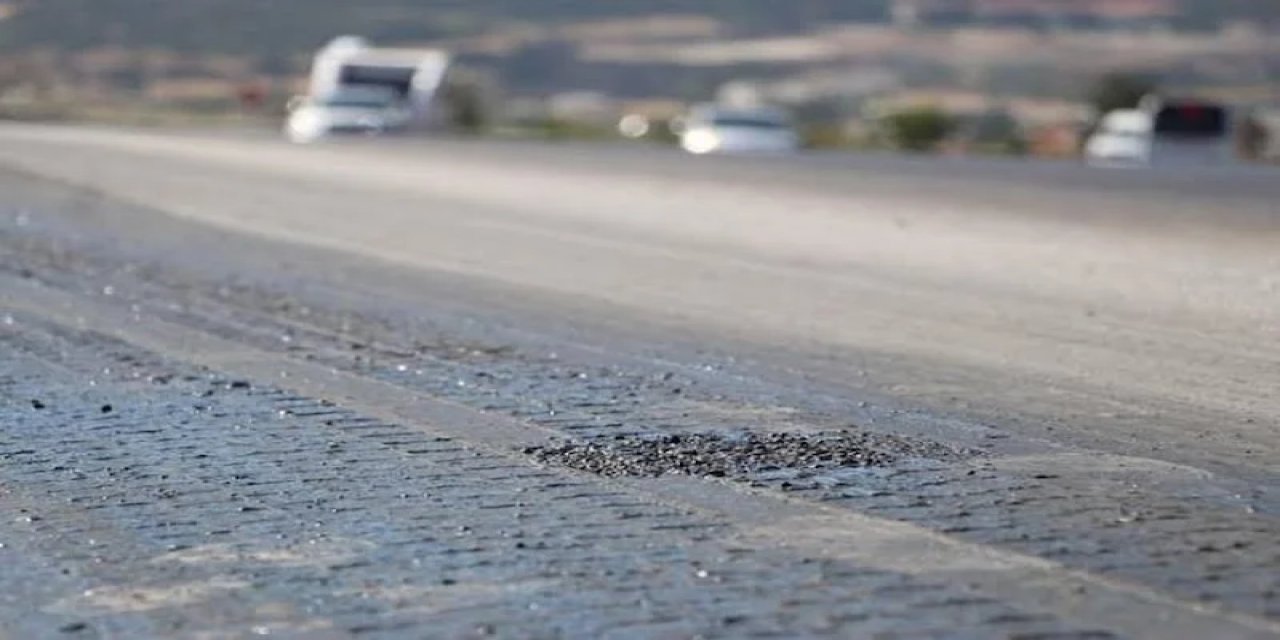 Adıyaman’da Sıcak Hava Asfaltı Eritti