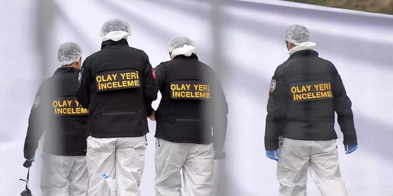 Koku Sebebiyle Yapılan Kontrolde Ağaca Asılı Ceset Bulundu
