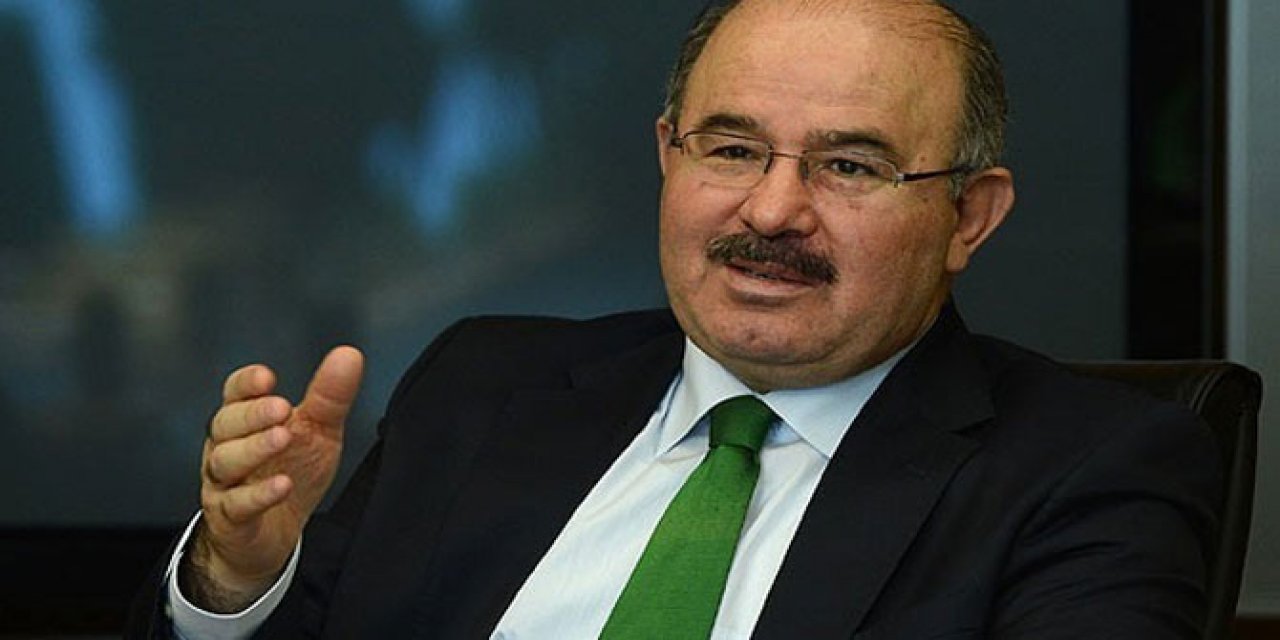 AK Parti'ye İhanet Sözleri, Halen Partinin Üyesi Mi? Hüseyin Çelik Muhalif Mecrada AK Parti'ye Ömür Biçti!